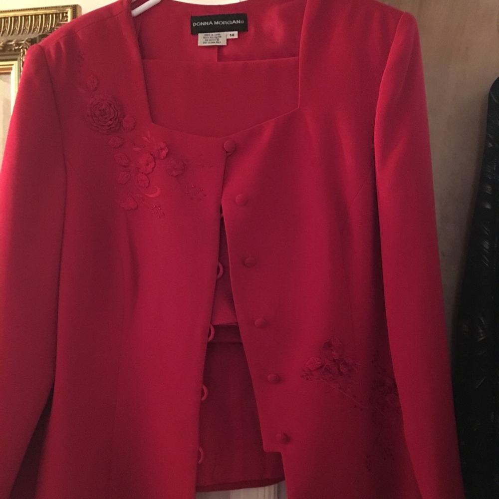Red Skirt Suit 14
